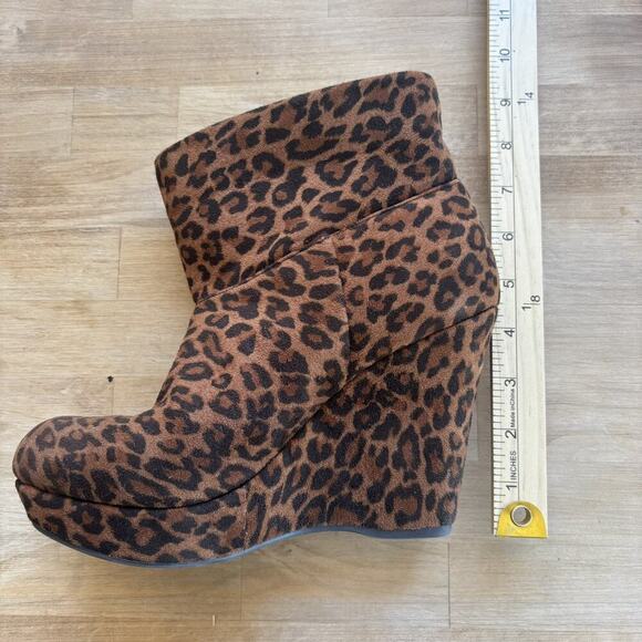GIANNI BINI Womens Size 8M Leopard Suede Slouch Ankle Platform Wedge Bootie Read - Picture 10 of 11